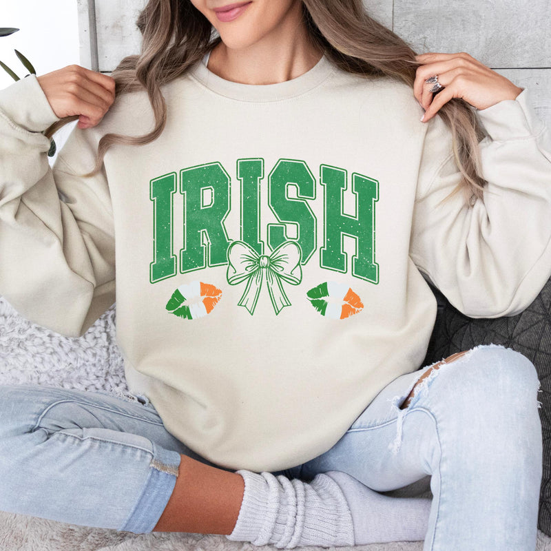 Irish St. Patrick’s Day sweatshirt with clover and bow design – Pink Sky Sparkle