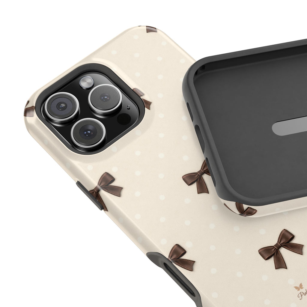Café Crème Bows MagSafe-Compatible Magnetic iPhone Case