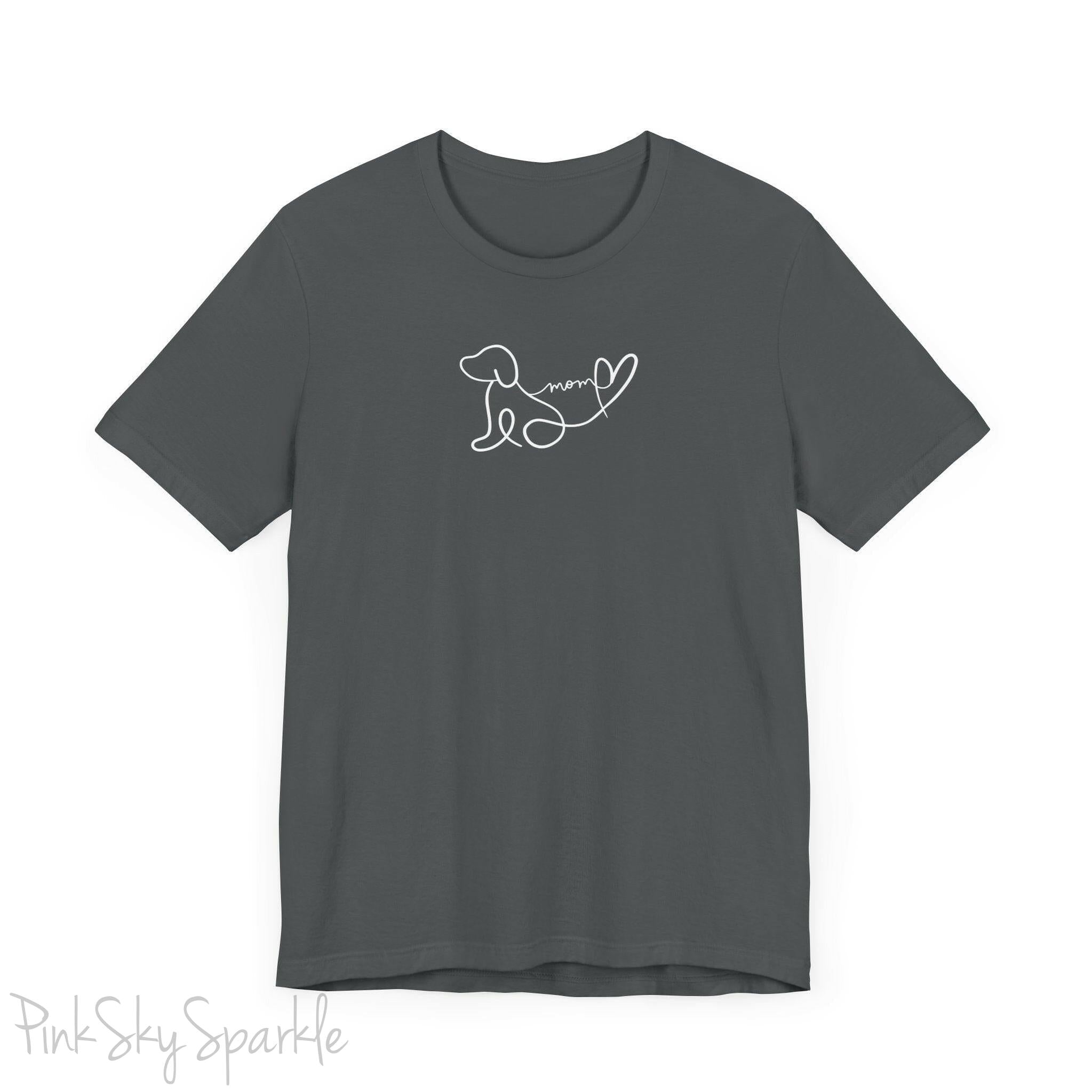 Dog Mom Graphic T-shirt