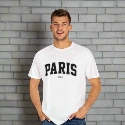 Paris, France T-shirt unisexe teint en vêtement