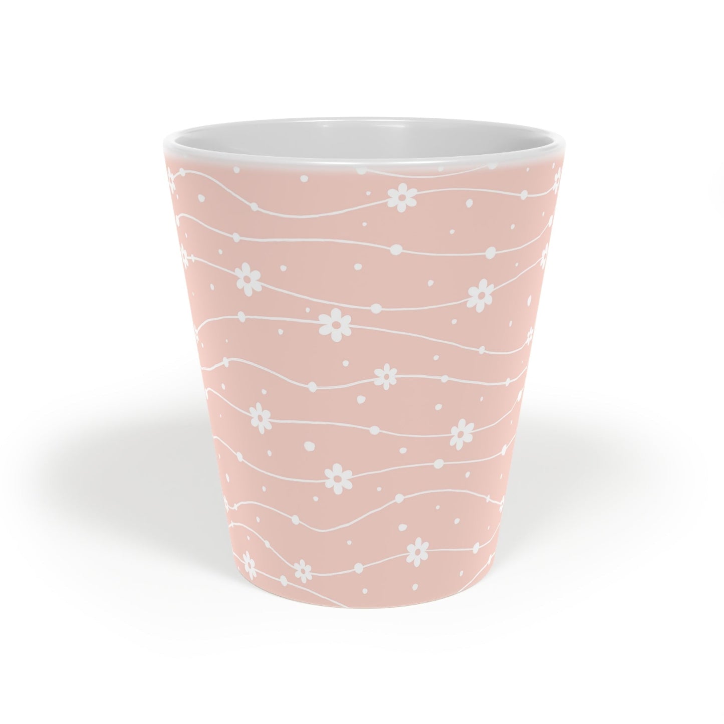 Wavy Daisy Latte Mug