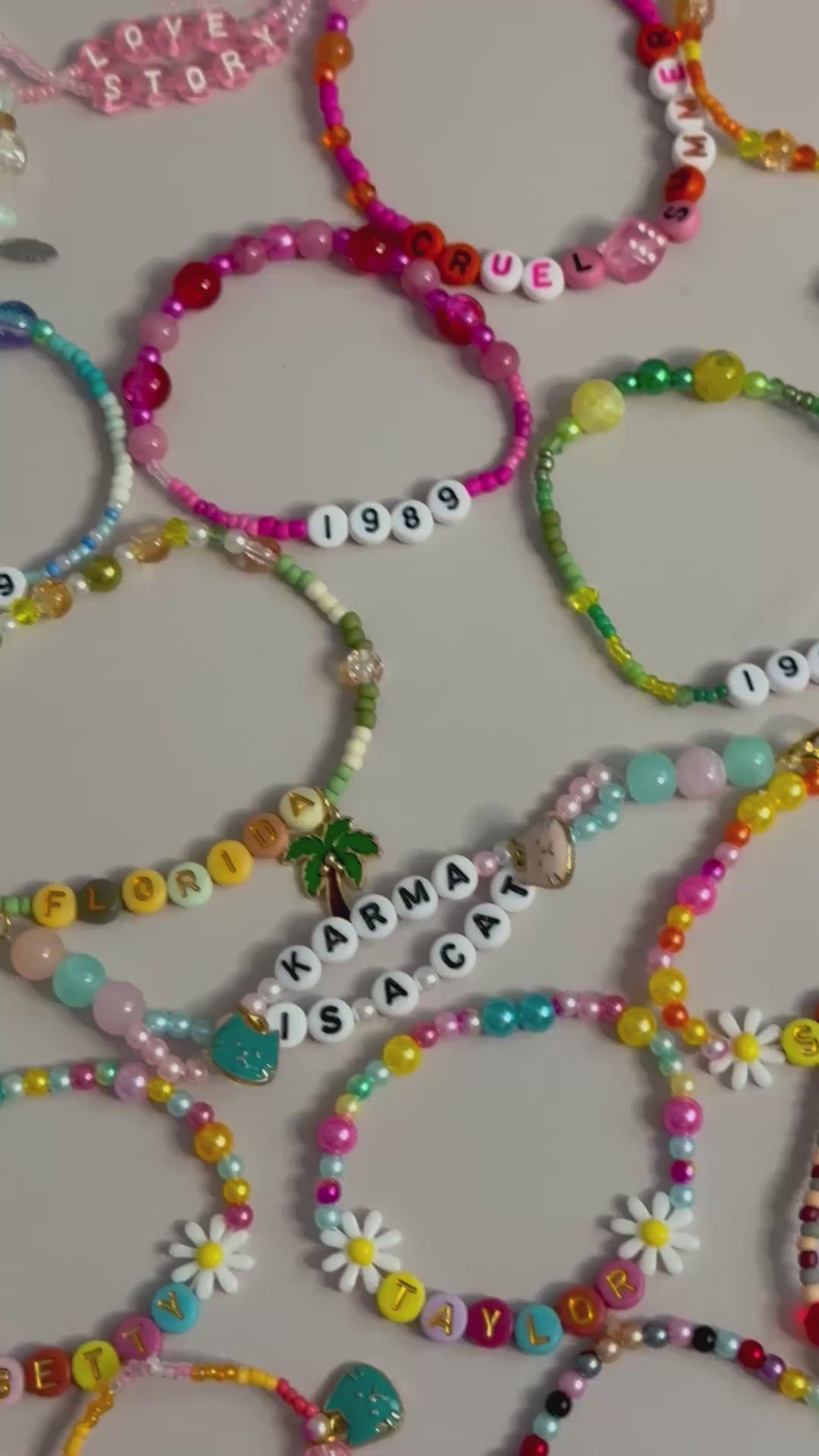 Taylor_Swift_Eras_Tour_Friendship_Bracelets